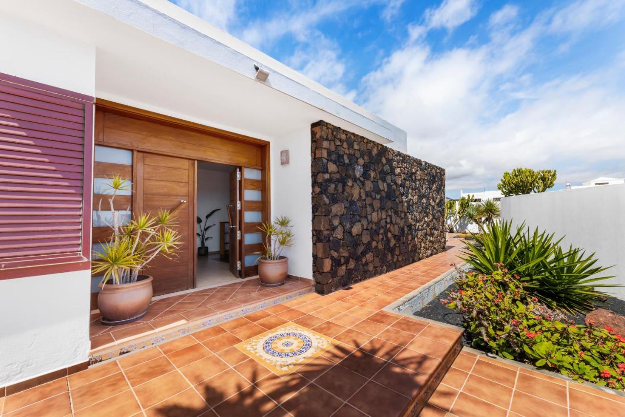 Villa Home2book Luxury Playa Honda, Private Pool